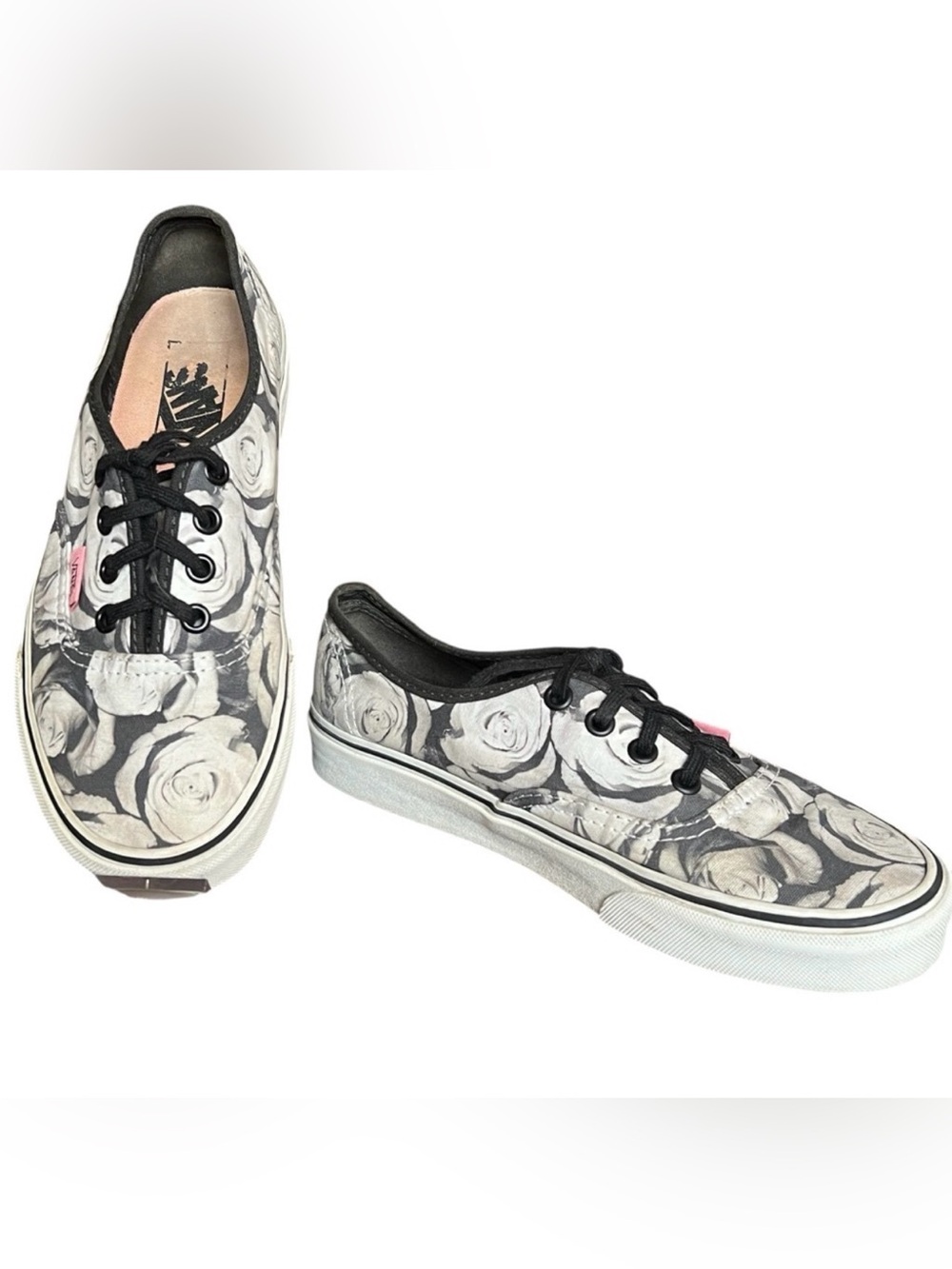 VANS Authentic Digi Roses Lace-Up Shoes. Size 6.5